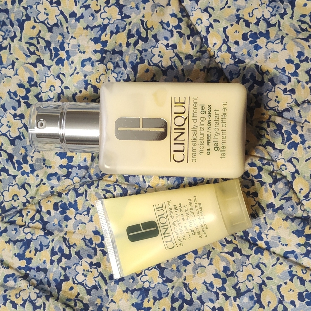 Clinique Dramatically Different Moisturizing Gel! Full size!